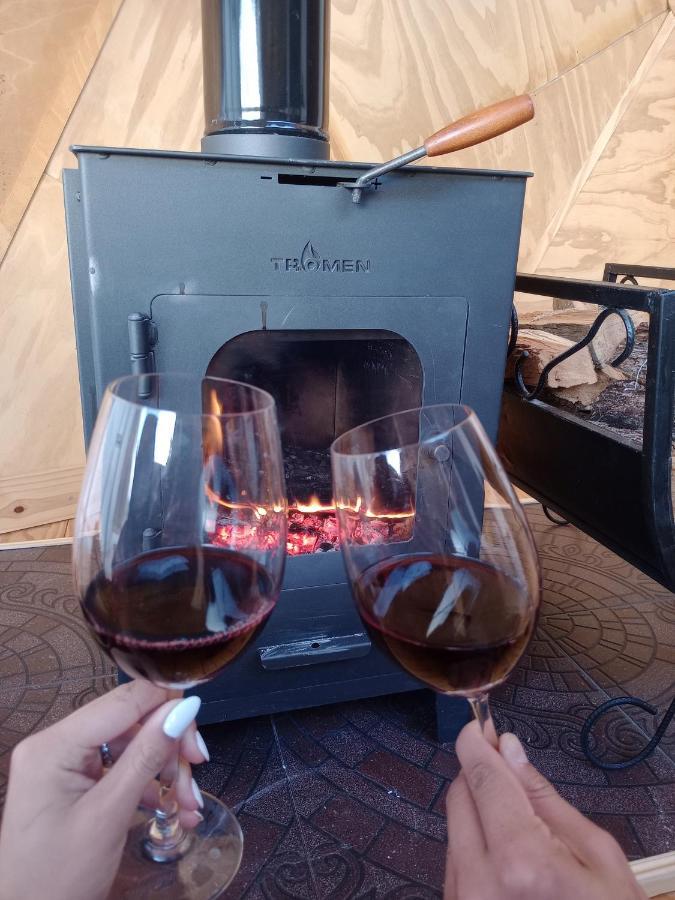 Boreas Ecoluxury Glamping El Calafate Bagian luar foto